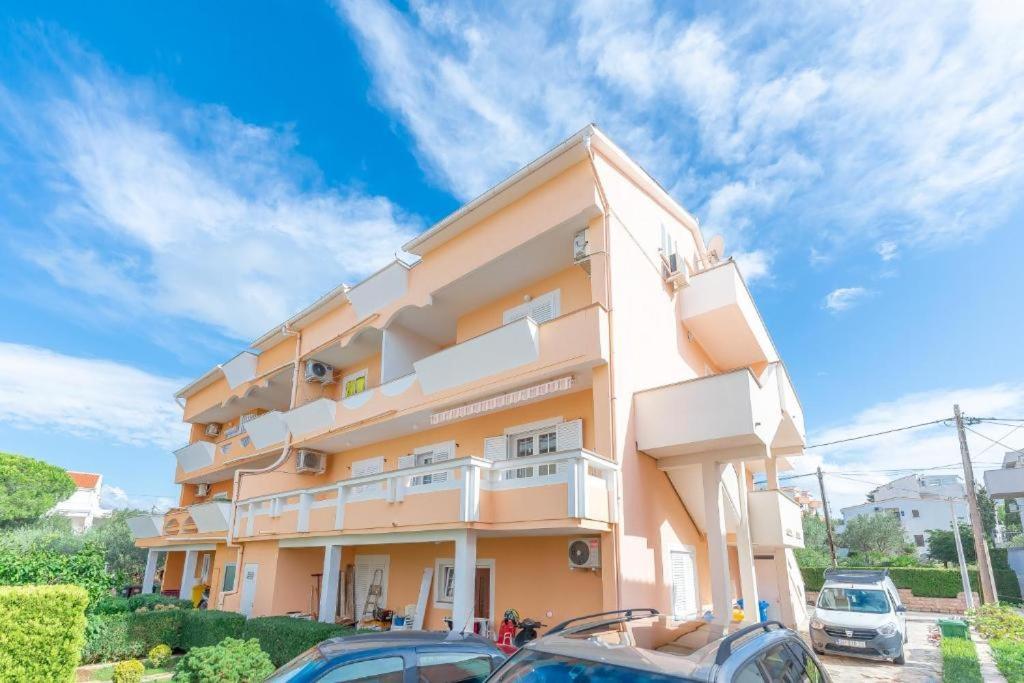 Apartments Niko Novalja Kültér fotó
