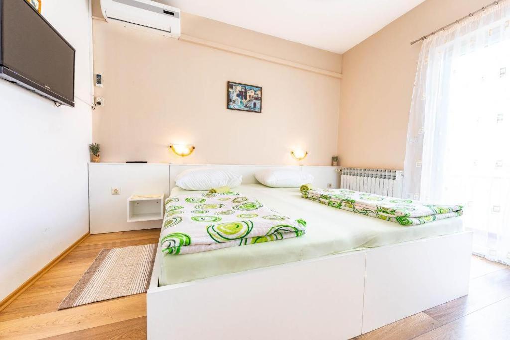 Apartments Niko Novalja Kültér fotó