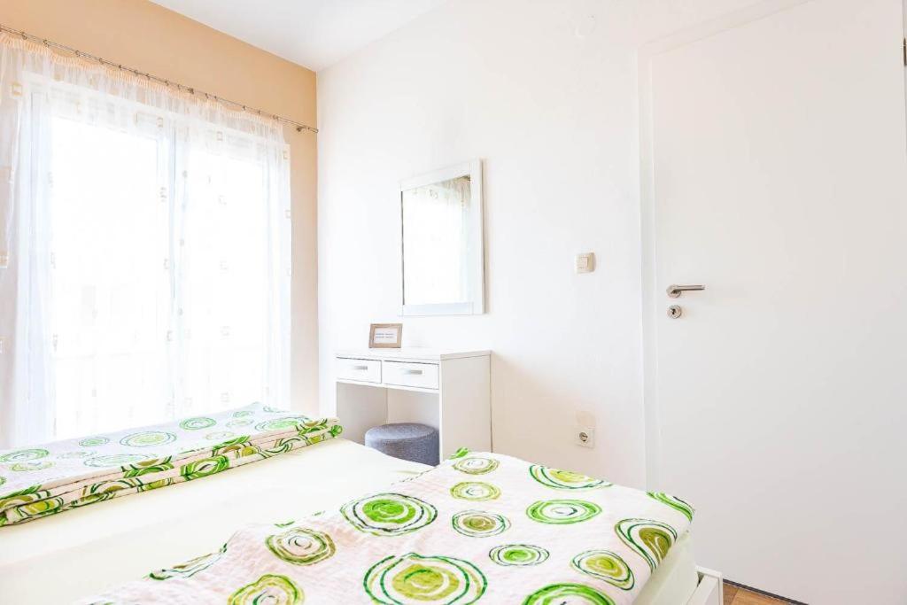 Apartments Niko Novalja Kültér fotó